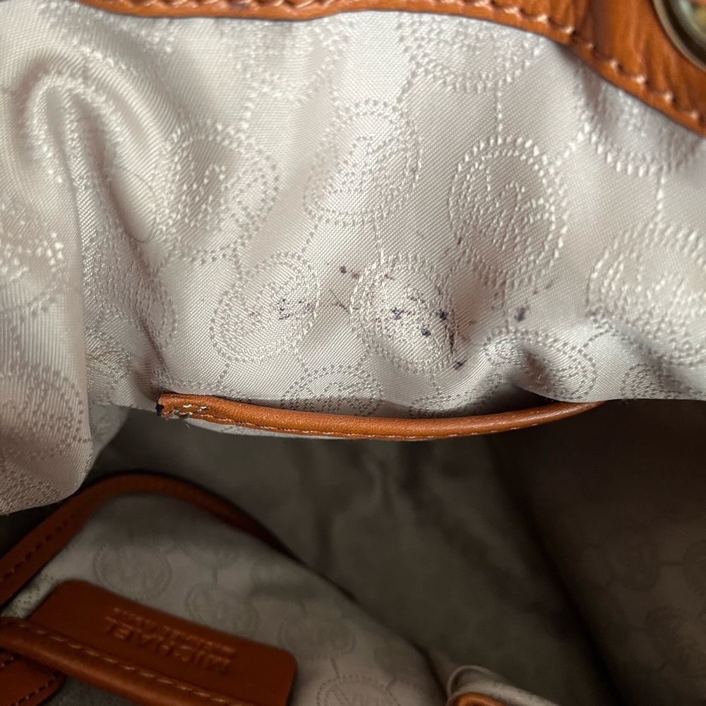 Michael Kors bucket bag used